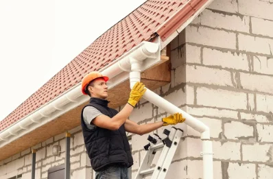 Pose et remplacement de gouttières à Vialas